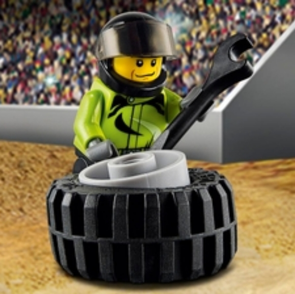 LEGO Monster Truck 60055 - Picture 5 of 6